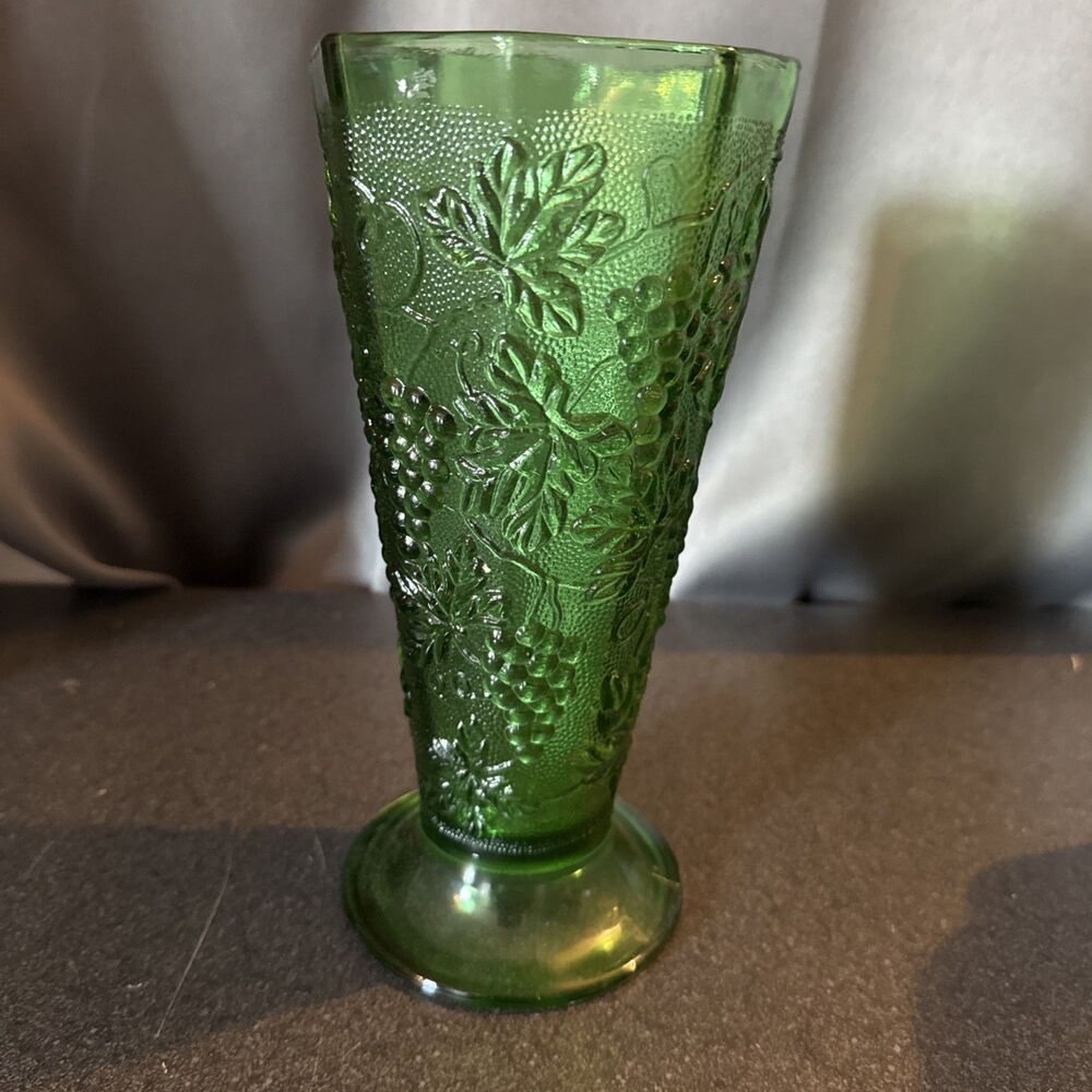 Vintage Anchor Hocking Vase Green Embossed Grapes 10” Retro Mid Century Mod